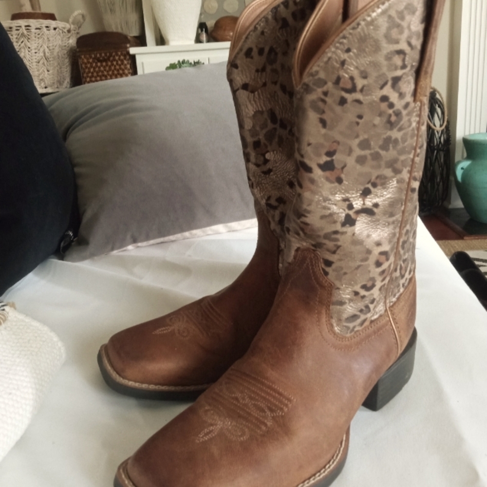 Ariat Brown Leather Cowboy Boots with Leopard-Print Shaft